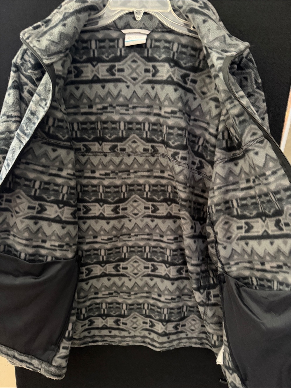Columbia Men's Black & Gray Patterned Full-Zip Fleece Jacket - Picture 4 of 6